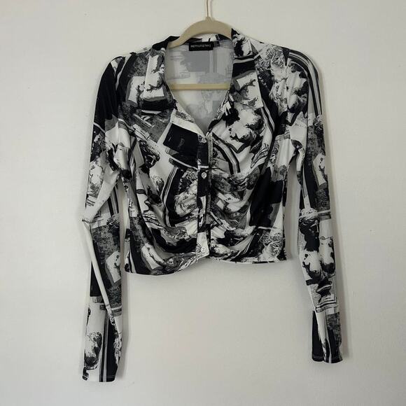 Black and White Pattern Print Button Up Top - Picture 1 of 4